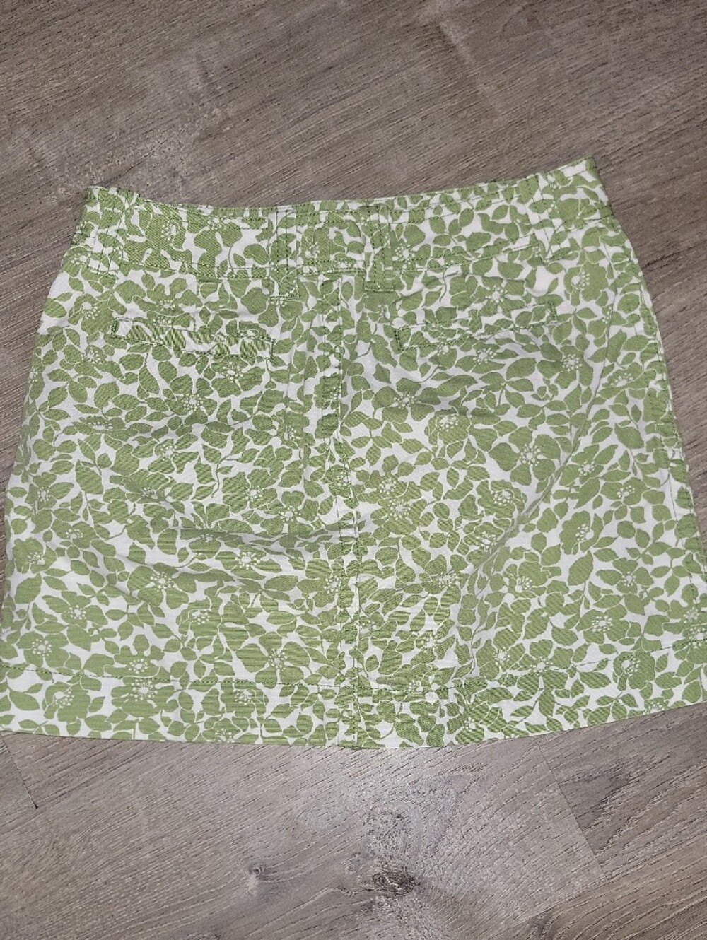 J. Crew Green and White Floral Button-Front Skirt - Picture 3 of 7